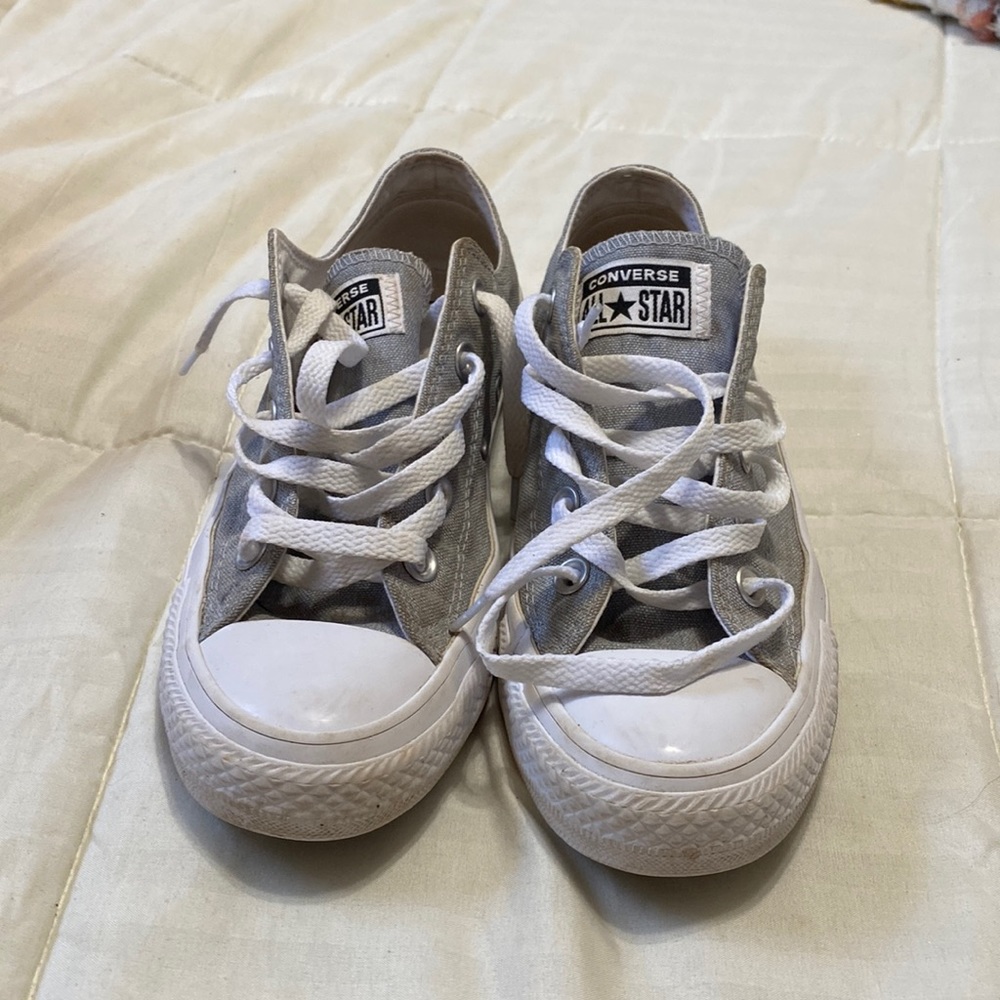 Grey All Star Converse in women’s size 6
